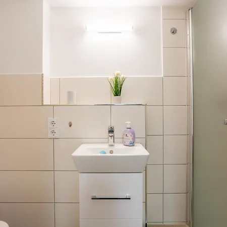 Secra Exclusive Gästezimmer Apartment Teltow